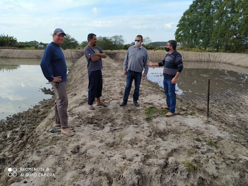 visita-ao-assentamento-caturritas